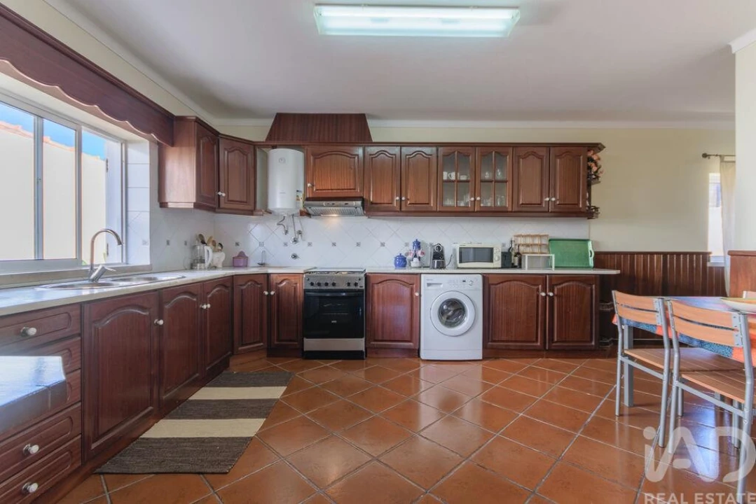 Moradia T3 para Venda em Alfeizerão Foto 16