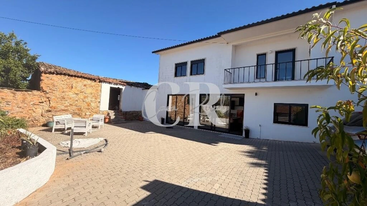 Moradia T3 para Venda em Graça Foto 1