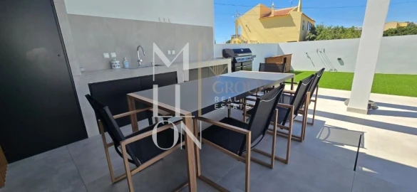 Moradia T3 para Venda em Algoz e Tunes