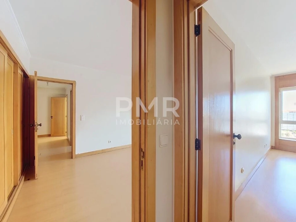 Apartamento T1 para Venda em Santa Clara Foto 9
