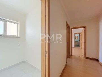 Apartamento T1 para Venda em Santa Clara