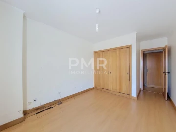 Apartamento T1 para Venda em Santa Clara
