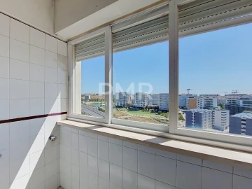 Apartamento T1 para Venda em Santa Clara