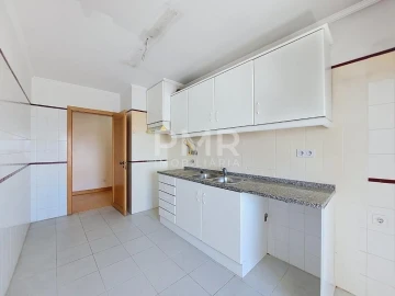 Apartamento T1 para Venda em Santa Clara