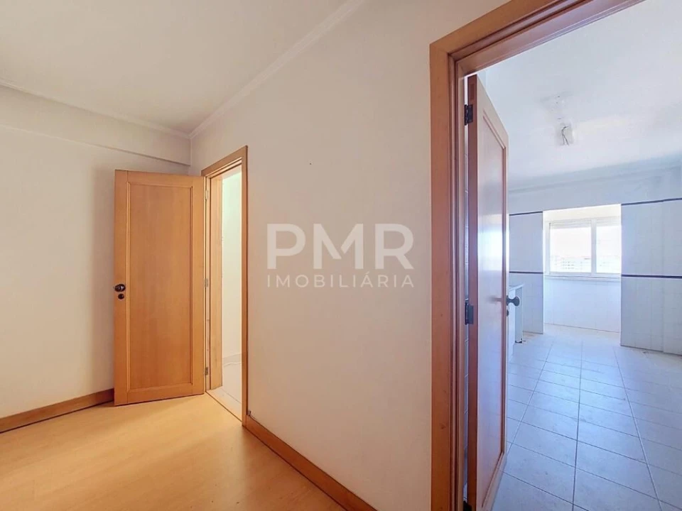 Apartamento T1 para Venda em Santa Clara Foto 13