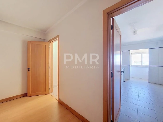 Apartamento T1 para Venda em Santa Clara Foto 13