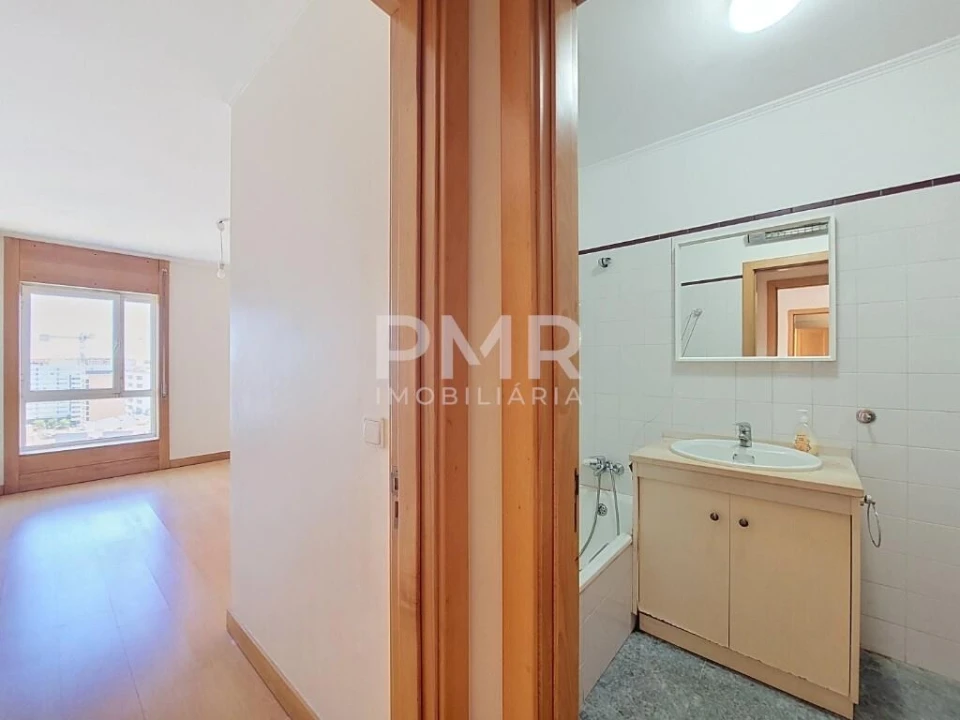 Apartamento T1 para Venda em Santa Clara Foto 12