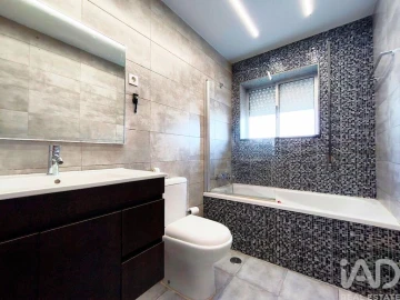 Apartamento T3 para Venda em Subportela, Deocriste e Portela Susã