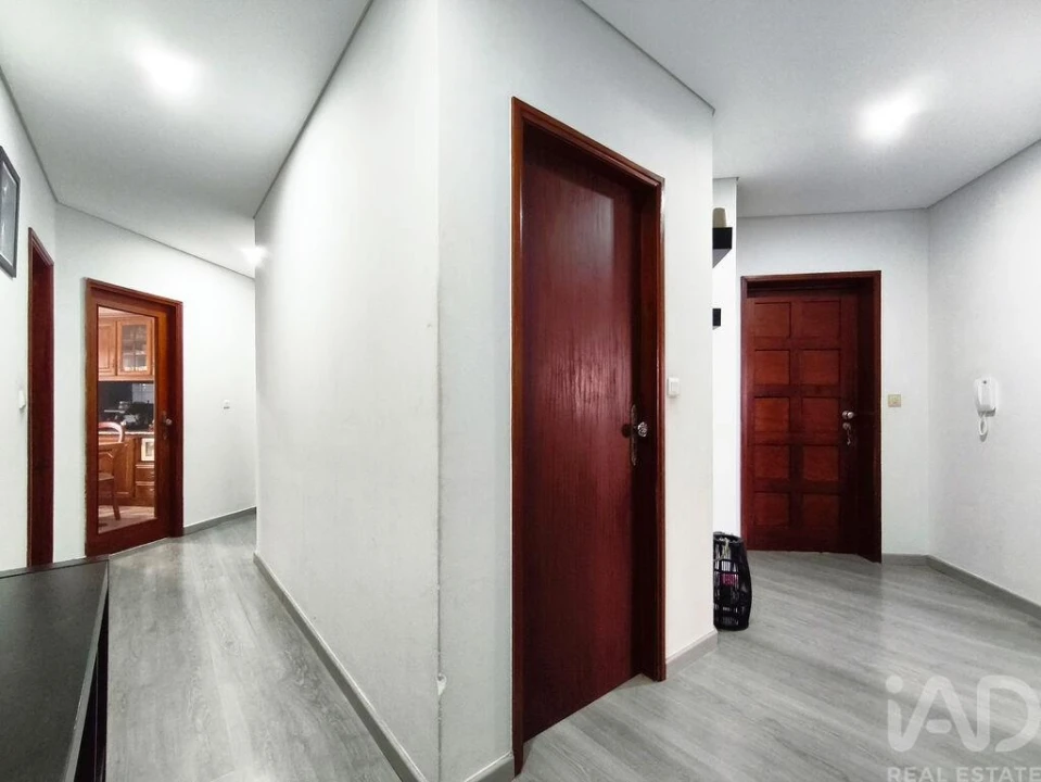 Apartamento T3 para Venda em Subportela, Deocriste e Portela Susã Foto 32