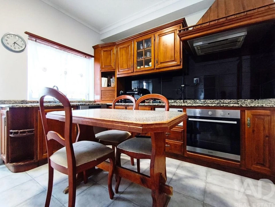 Apartamento T3 para Venda em Subportela, Deocriste e Portela Susã Foto 11