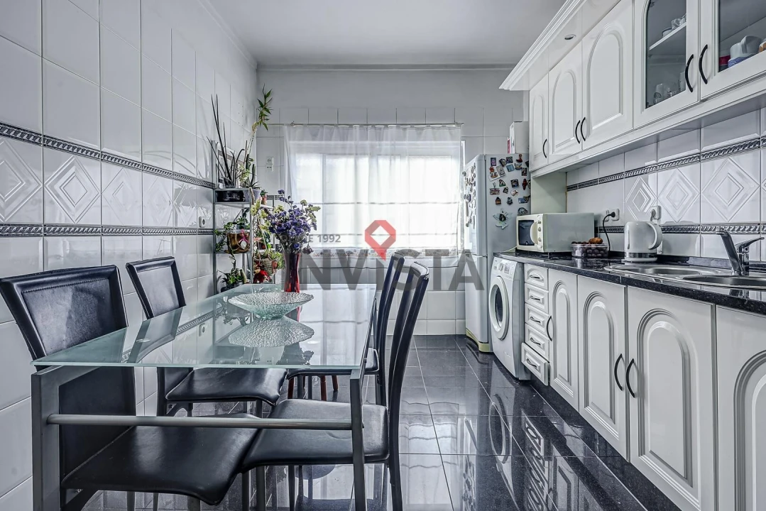 Apartamento T2 para Venda em Alverca do Ribatejo e Sobralinho Foto 2