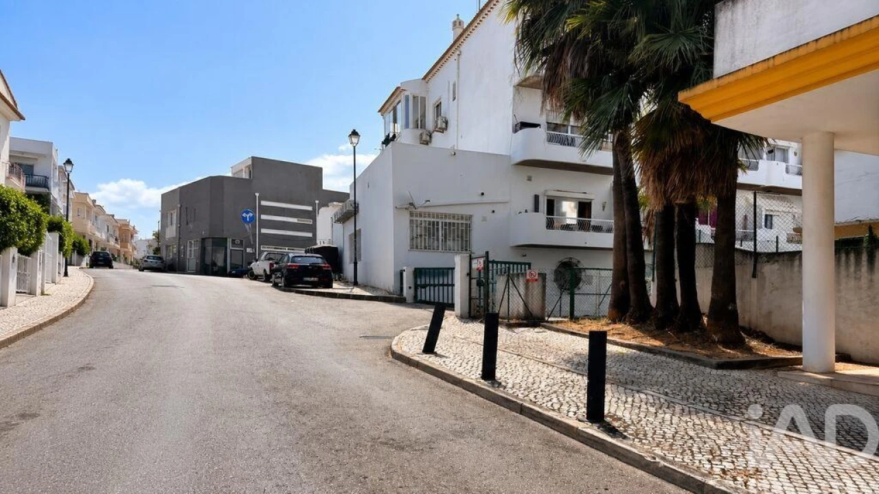 Apartamento T1 para Venda em Albufeira e Olhos de Água Foto 15