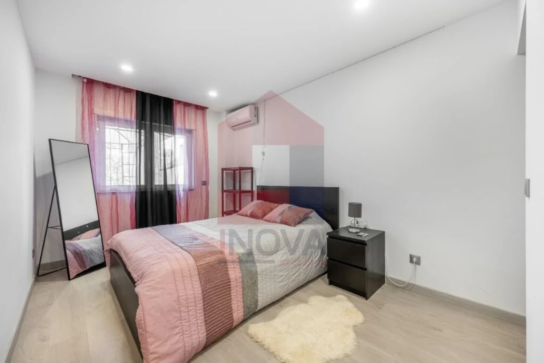 Apartamento T3 para Venda em Vila Verde e Barbudo Foto 11