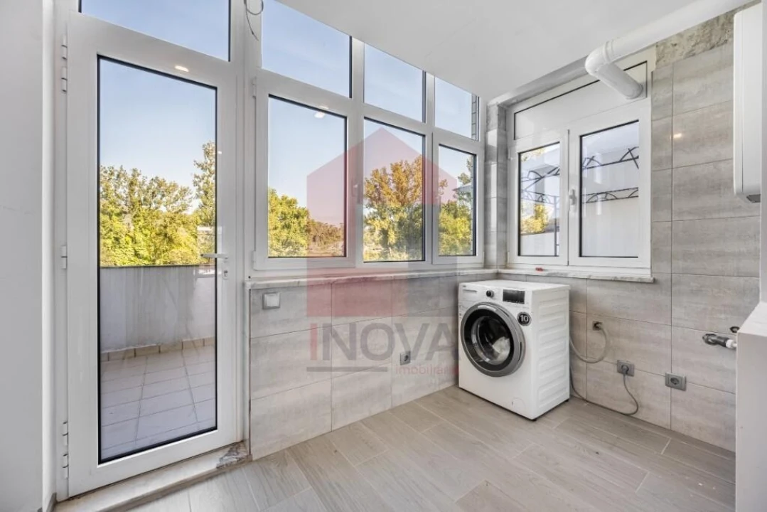 Apartamento T3 para Venda em Vila Verde e Barbudo Foto 6
