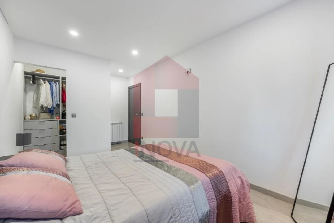 Apartamento T3 para Venda em Vila Verde e Barbudo Foto 12