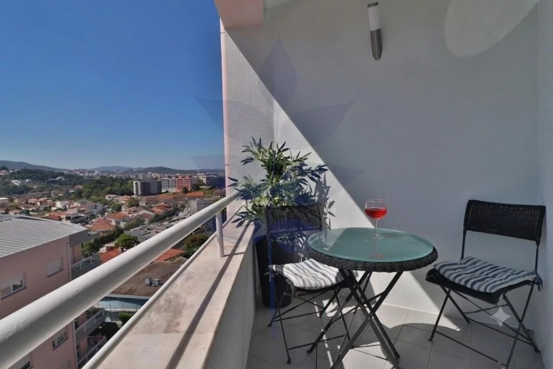 Apartamento T2 para Venda em Gualtar Foto 8