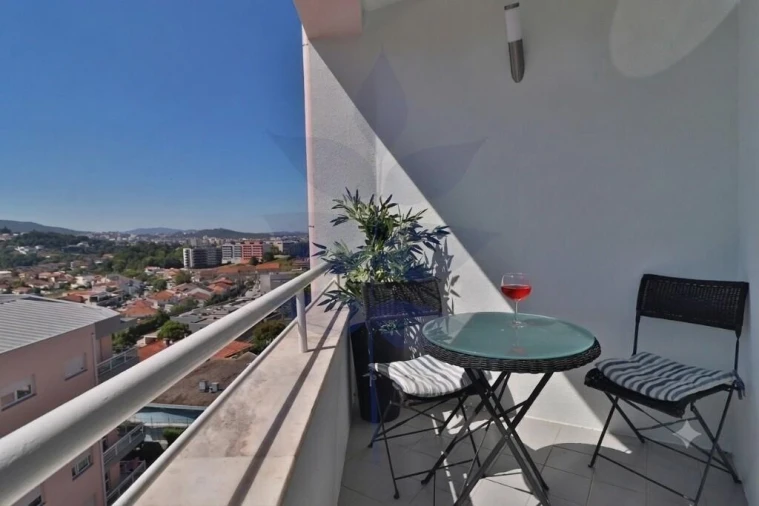 Apartamento T2 para Venda em Gualtar Foto 8
