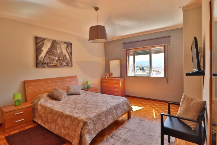Apartamento T2 para Venda em Gualtar Foto 11