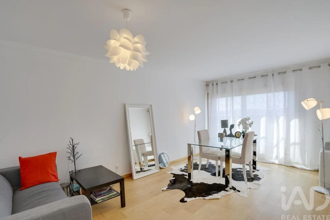 Apartamento T1 para Venda em Olivais Foto 4