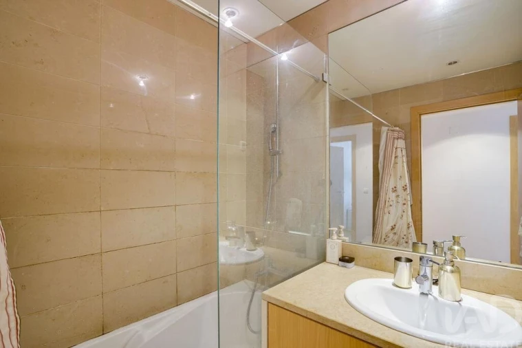 Apartamento T1 para Venda em Olivais Foto 18