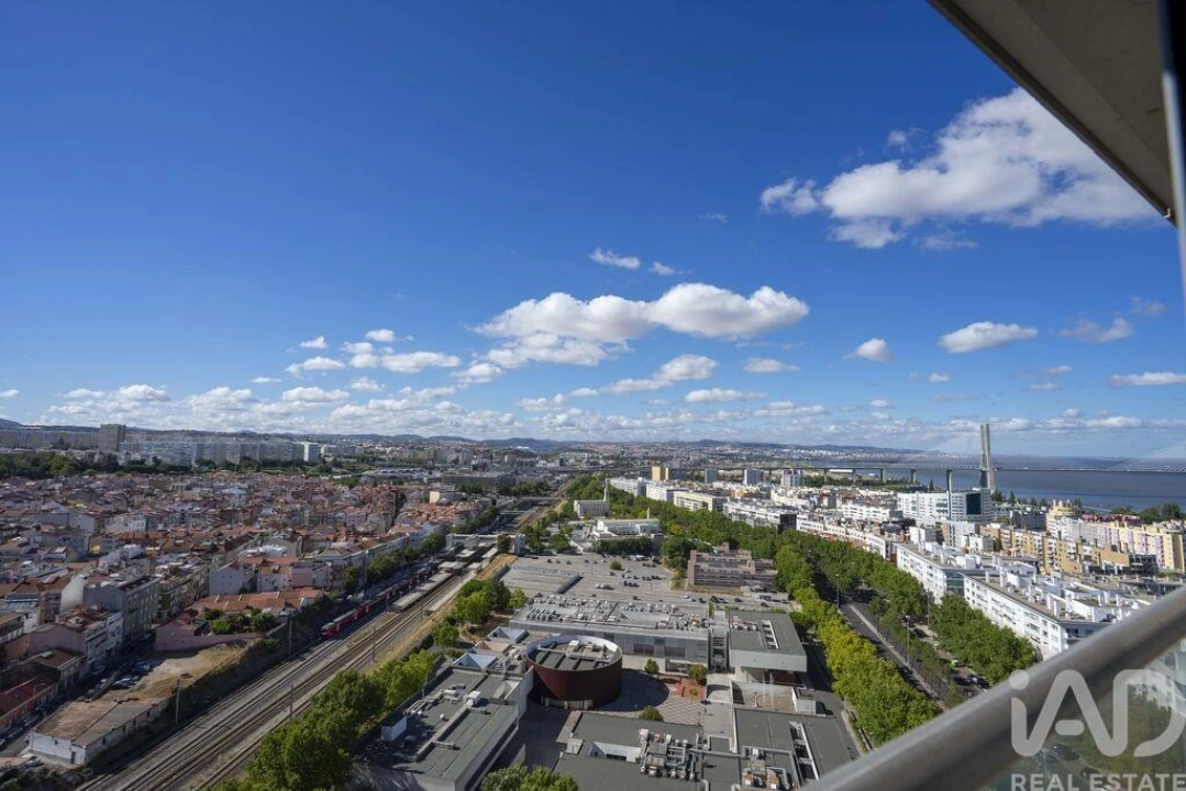 Apartamento T1 para Venda em Olivais Foto 5