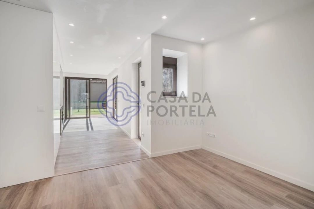 Moradia T1 para Venda em Bonfim Foto 15