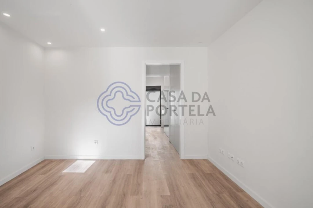 Moradia T1 para Venda em Bonfim Foto 16