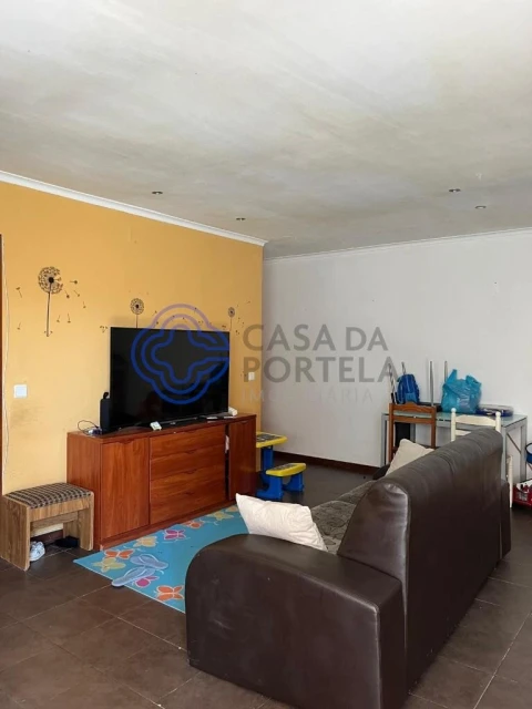 Moradia T3 para Venda em Oliveira do Douro
