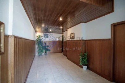 Apartamento T3 para Venda em Nossa Senhora do Pópulo, Coto e São Gregório