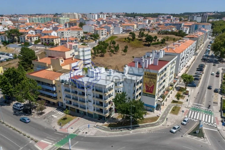 Apartamento T3 para Venda em Nossa Senhora do Pópulo, Coto e São Gregório Foto 2