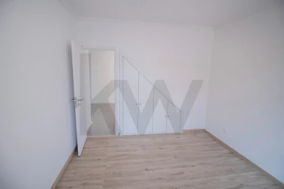 Moradia T3 para Venda em Funchal (Santa Maria Maior)