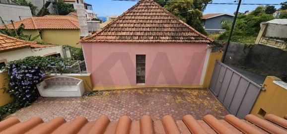 Moradia T3 para Venda em Funchal (Santa Maria Maior)
