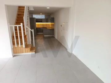 Moradia T3 para Venda em Funchal (Santa Maria Maior)