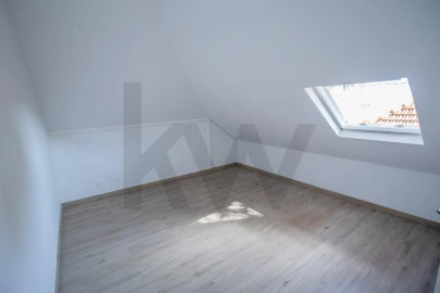 Moradia T3 para Venda em Funchal (Santa Maria Maior)