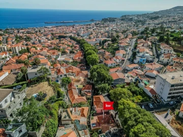 Moradia T3 para Venda em Funchal (Santa Maria Maior)