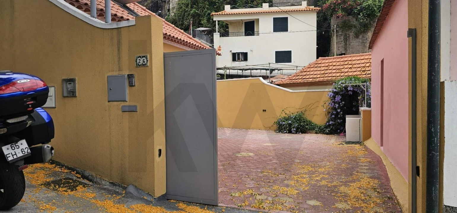 Moradia T3 para Venda em Funchal (Santa Maria Maior) Foto 7