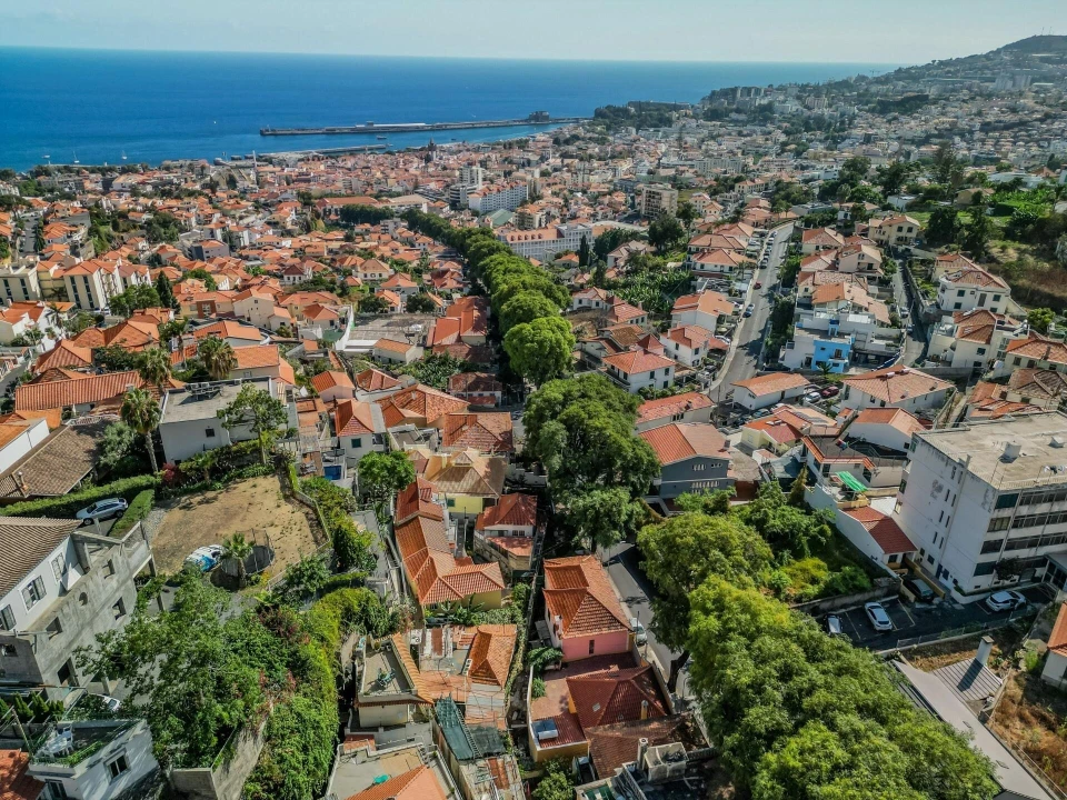 Moradia T3 para Venda em Funchal (Santa Maria Maior) Foto 30