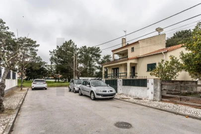 Moradia T4 para Arrendamento em Palmela