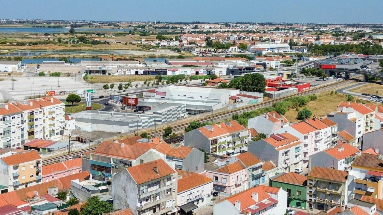 Apartamento T1 para Venda em Baixa da Banheira e Vale da Amoreira Foto 55