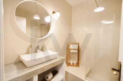Apartamento para Venda em Quarteira