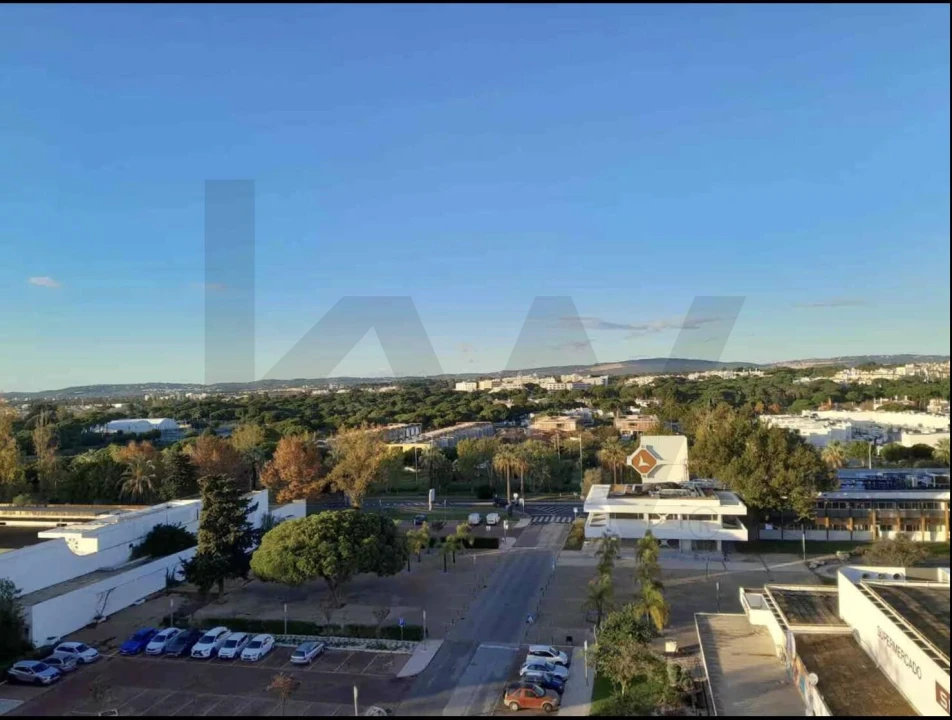 Apartamento para Venda em Quarteira Foto 25