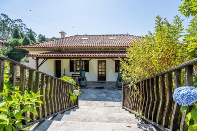 Quinta T5 para Venda em Gondar e Orbacém