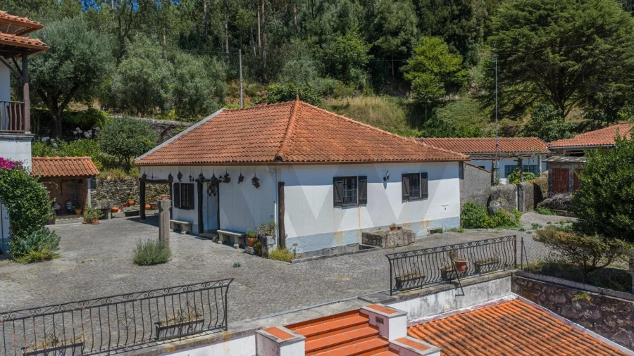 Quinta T5 para Venda em Gondar e Orbacém Foto 13