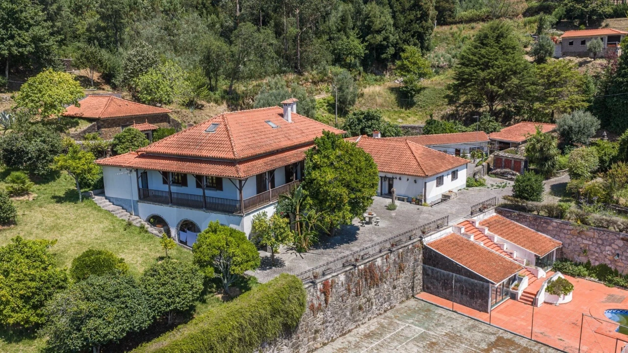 Quinta T5 para Venda em Gondar e Orbacém Foto 1