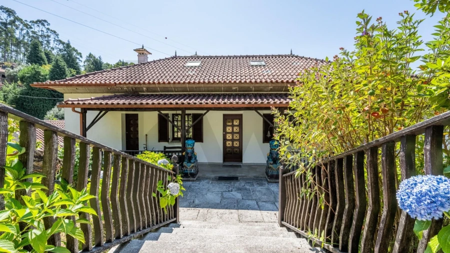 Quinta T5 para Venda em Gondar e Orbacém