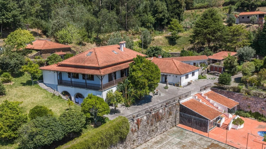 Quinta T5 para Venda em Gondar e Orbacém