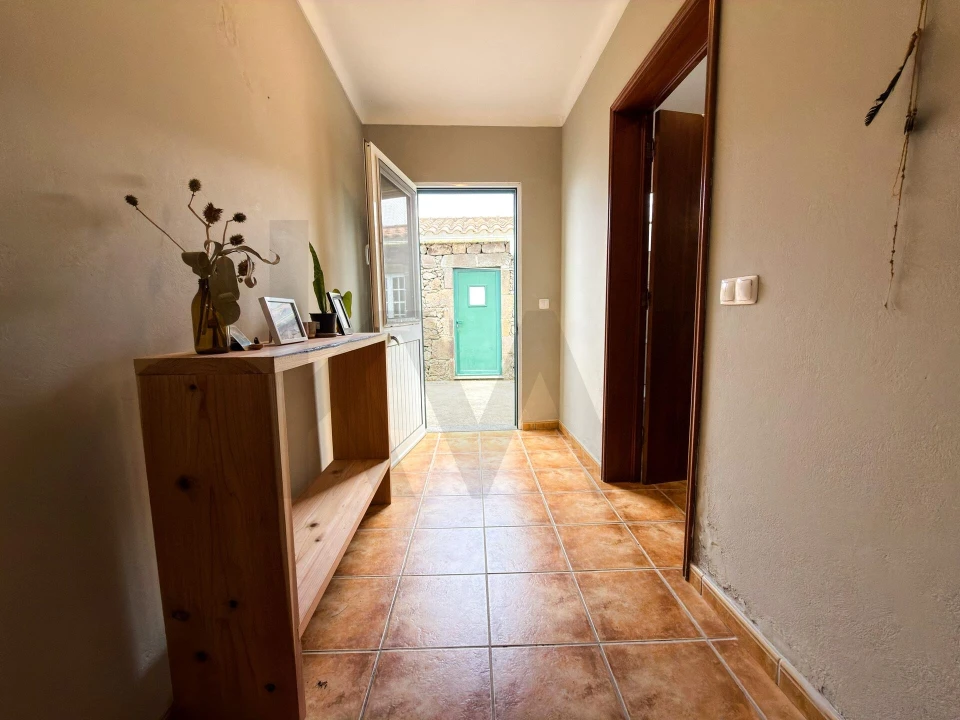 Moradia T2 para Venda em Algarvia Foto 12