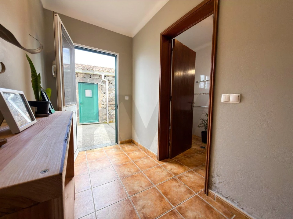 Moradia T2 para Venda em Algarvia Foto 14