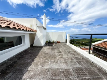 Moradia T2 para Venda em Algarvia
