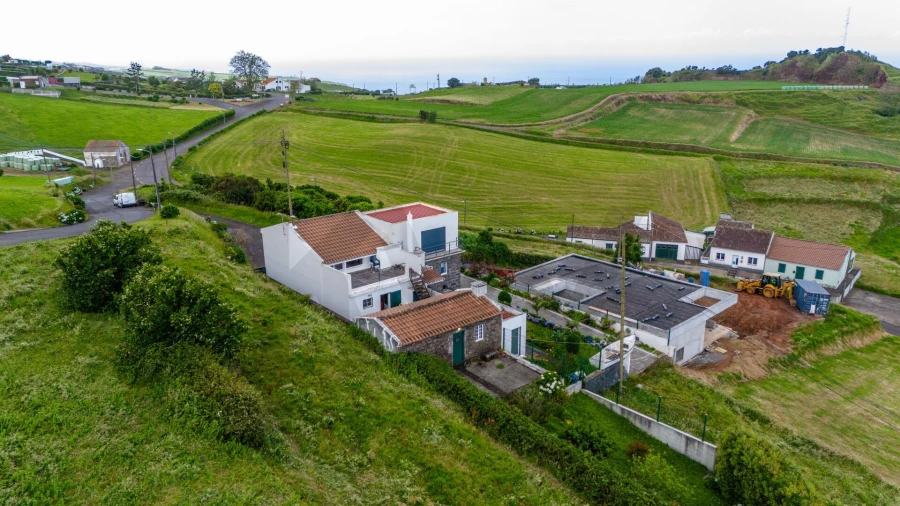 Moradia T2 para Venda em Algarvia Foto 40